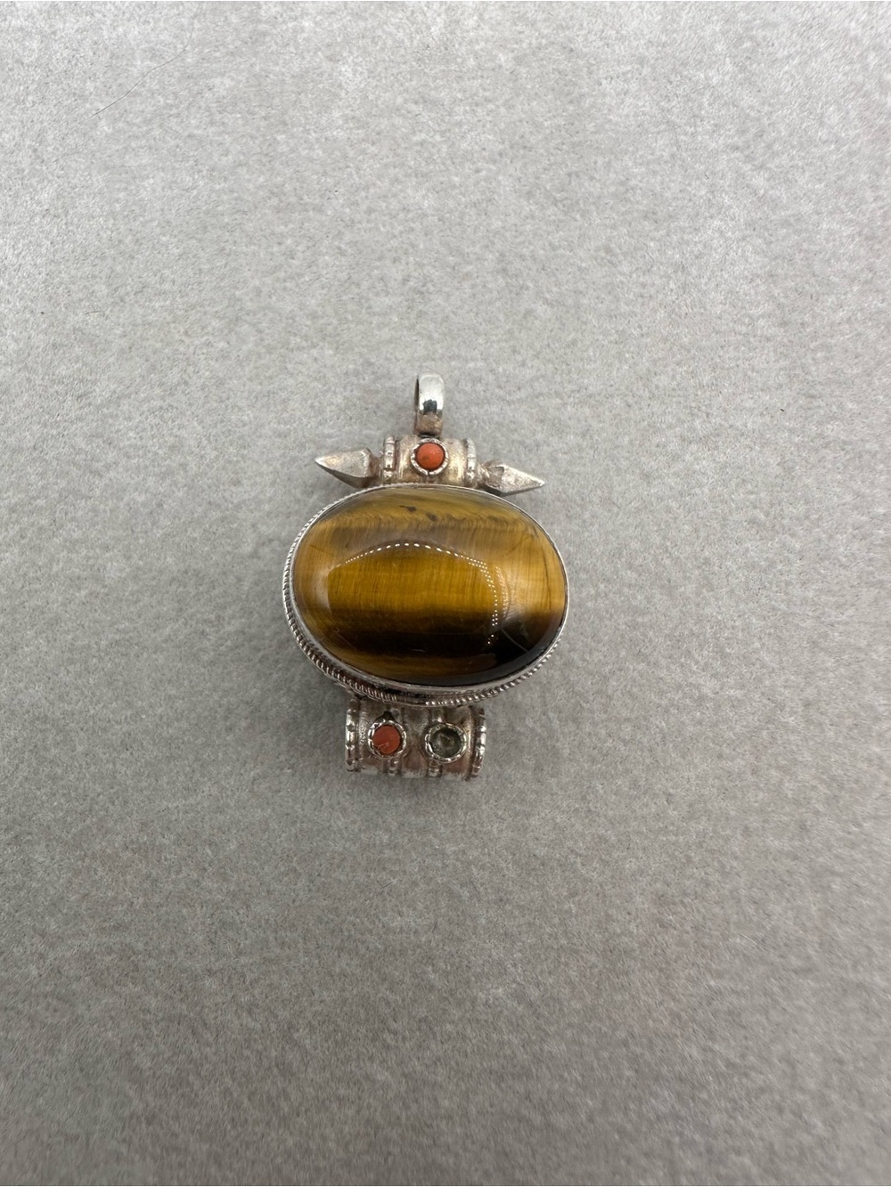 Vintage 925 Sterling Silver Tiger Eye Oval Cabochon Tribal Pendant AS IS